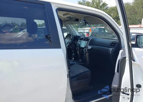 2024 Toyota 4Runner Sr5 from USA, damaged, VIN JTEMU5JR4R6246202